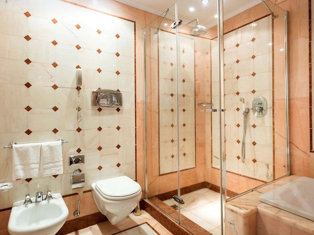 Imagen de la habitación del Hotel Mercure Petriolo Siena Terme Spa. Foto 5