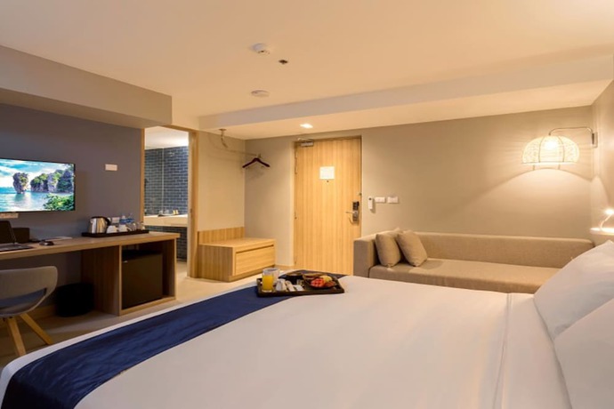 Imagen de la habitación del Hotel Mercure Phuket Patong Journeyhub. Foto 10