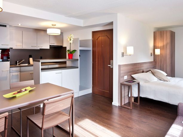 Imagen de la habitación del Hotel Mercure Plaza Biel. Foto 6