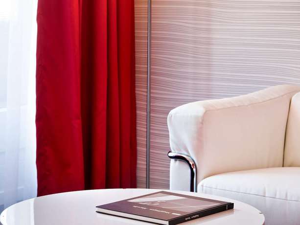 Imagen de la habitación del Hotel Mercure Plaza Biel. Foto 16