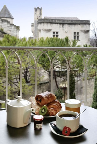 Imagen de la habitación del Hotel Mercure Pont D'avignon Centre. Foto 14