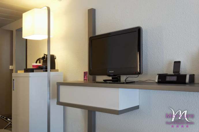 Imagen de la habitación del Hotel Mercure Pont D'avignon Centre. Foto 17