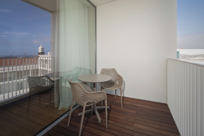 Imagen de la habitación del Hotel Mercure Ponta Delgada Azores. Foto 12