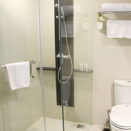 Imagen de la habitación del Hotel Mercure Pontianak City Center. Foto 8
