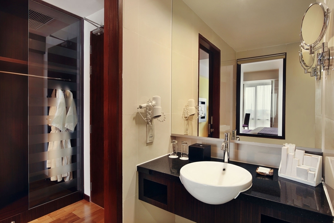 Imagen de la habitación del Hotel Mercure Pontianak City Center. Foto 10