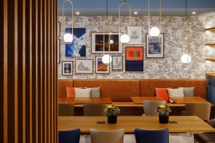 Imagen de los interiores del Hotel Mercure Porto Centro Aliados. Foto 20