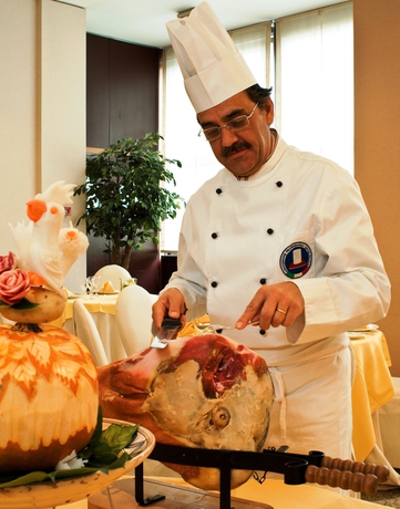 Imagen del bar/restaurante del Hotel Mercure President Lecce. Foto 4