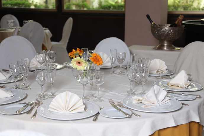 Imagen del bar/restaurante del Hotel Mercure President Lecce. Foto 10