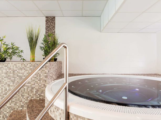 Imagen de la piscina del Hotel Mercure Quiberon Hotel. Foto 19