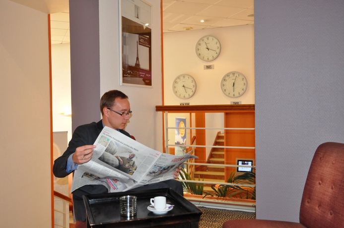 Imagen de los interiores del Hotel Mercure Rennes Place Bretagne. Foto 18