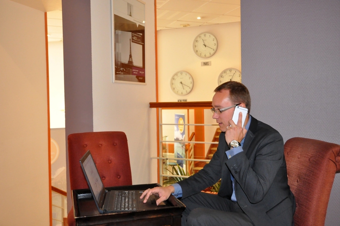 Imagen de los interiores del Hotel Mercure Rennes Place Bretagne. Foto 19