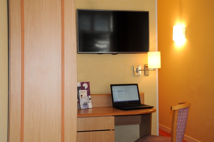 Imagen de la habitación del Hotel Mercure Rennes Place Bretagne. Foto 6