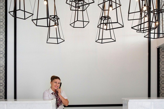 Imagen de los interiores del Hotel Mercure Rhodes Alexia and Spa. Foto 11