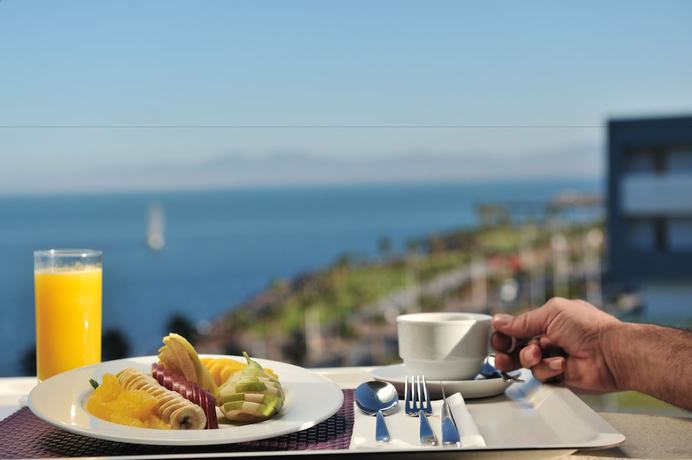 Imagen de la habitación del Hotel Mercure Rif Nador. Foto 11