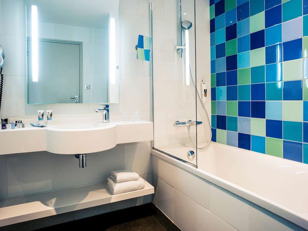 Imagen de la habitación del Hotel Mercure Rodez Cathédrale & Mercure Résidence. Foto 18