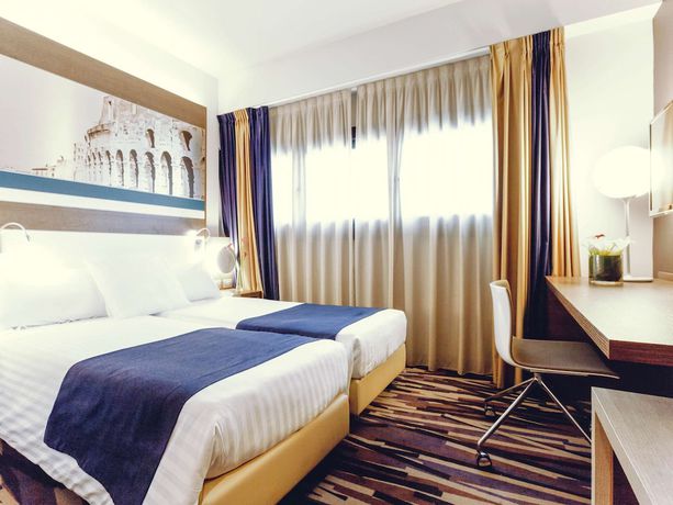 Imagen de la habitación del Hotel Mercure Roma Centro Colosseo. Foto 19