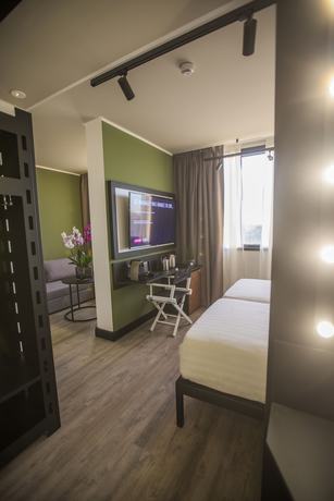 Imagen de la habitación del Hotel Mercure Roma Cinecittà. Foto 13
