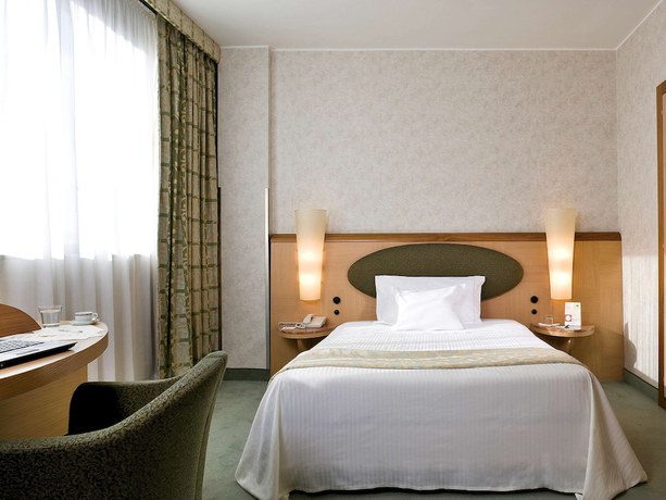 Imagen de la habitación del Hotel Mercure Roma Oeste. Foto 8