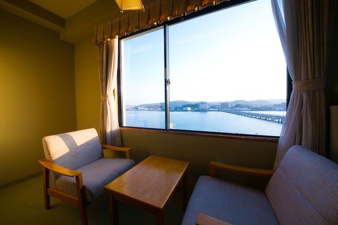 Imagen de la habitación del Hotel Mercure Saga Karatsu Resort. Foto 13
