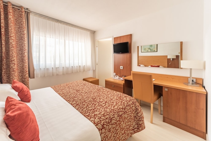 Imagen de la habitación del Hotel Mercure Saint Raphael Centre Plage. Foto 9