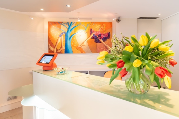 Imagen de los interiores del Hotel Mercure Saint Raphael Centre Plage. Foto 14