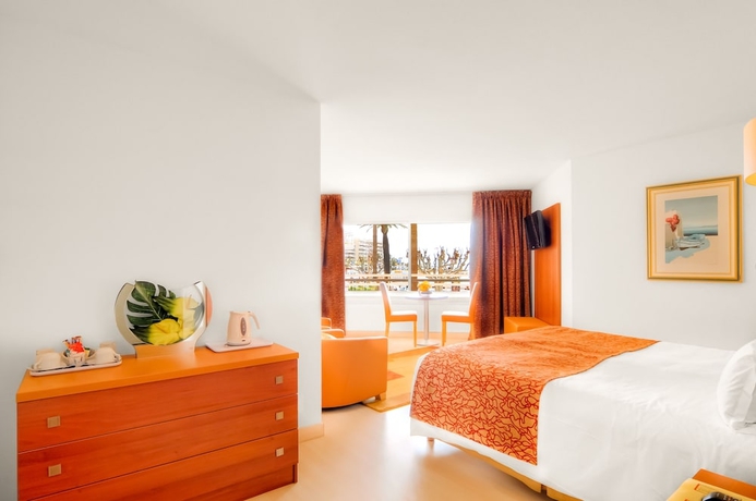 Imagen de la habitación del Hotel Mercure Saint Raphael Centre Plage. Foto 13