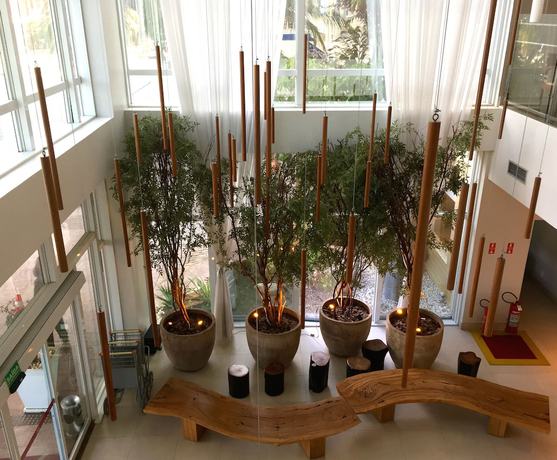 Imagen de los interiores del Hotel Mercure Salvador Rio Vermelho. Foto 17