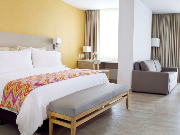 Imagen de la habitación del Hotel Mercure Santa Marta Emile. Foto 13