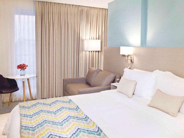 Imagen de la habitación del Hotel Mercure Santa Marta Emile. Foto 14