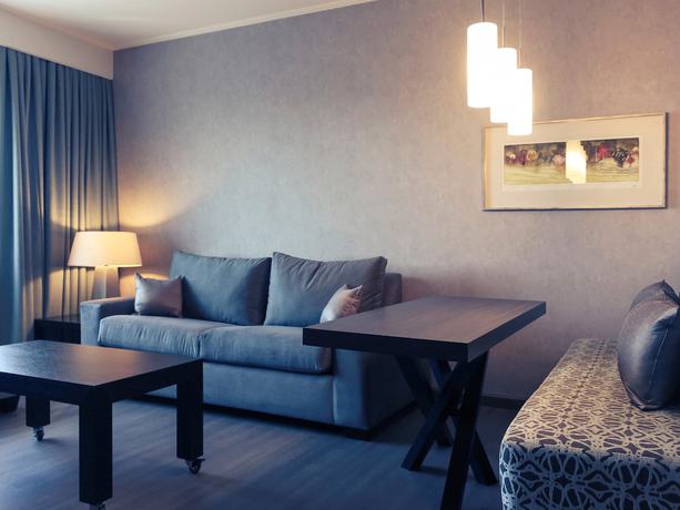 Imagen de la habitación del Hotel Mercure Santiago Centro. Foto 9