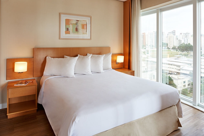 Imagen de la habitación del Hotel Mercure Sao Paulo Ginasio Ibirapuera. Foto 9