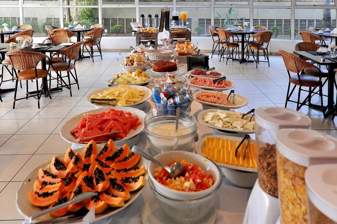 Imagen del bar/restaurante del Hotel Mercure Sao Paulo Ginasio Ibirapuera. Foto 7