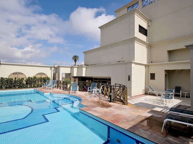 Imagen de la piscina del Hotel Mercure São Caetano Do Sul. Foto 20