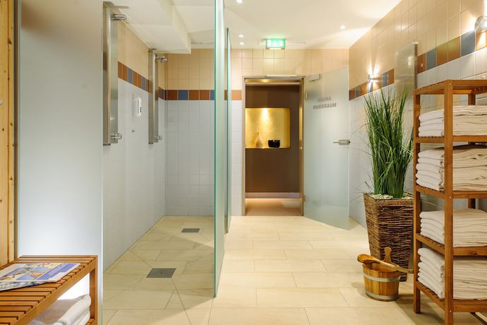 Imagen de la piscina del Hotel Mercure Schweinfurt Maininsel. Foto 20