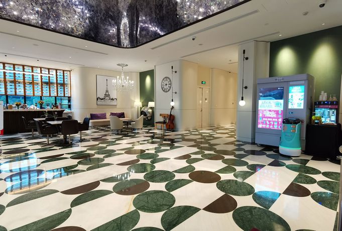 Imagen de los interiores del Hotel Mercure Shanghai Hongqiao Central. Foto 9