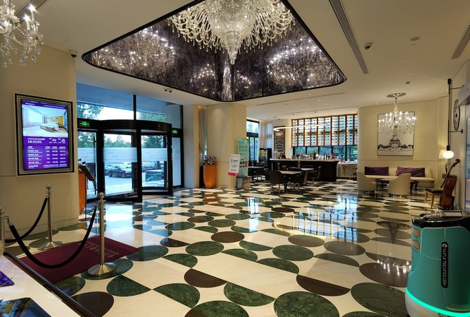 Imagen de los interiores del Hotel Mercure Shanghai Hongqiao Central. Foto 10