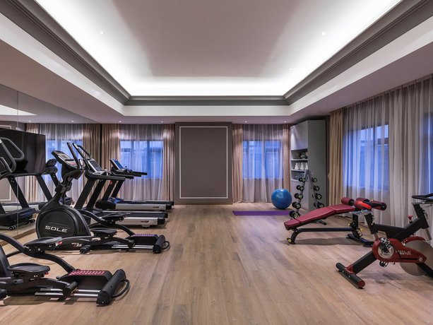 Imagen de los interiores del Hotel Mercure Shanghai Jiuting. Foto 15
