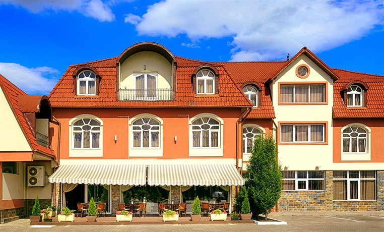 Imagen general del Hotel Mercure Sibiu Airport. Foto 1