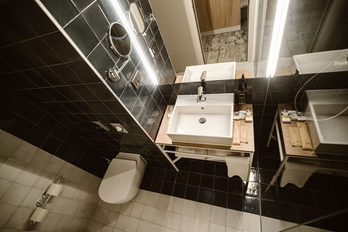 Imagen de la habitación del Hotel Mercure Sibiu Arsenal. Foto 9