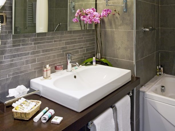 Imagen de la habitación del Hotel Mercure Siracusa Prometeo. Foto 8