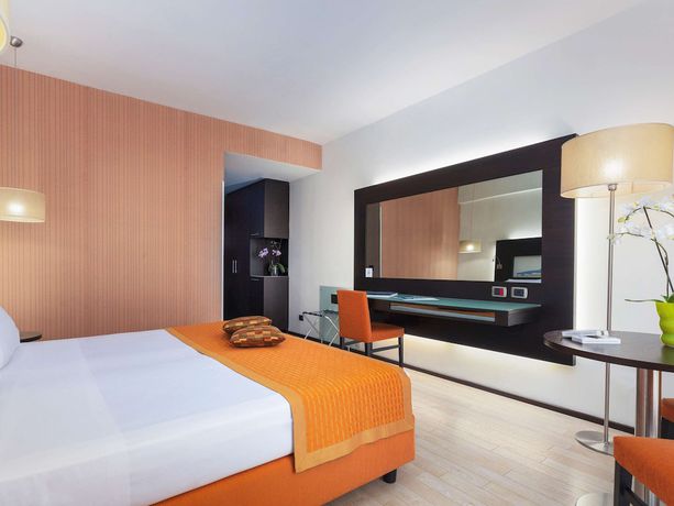 Imagen de la habitación del Hotel Mercure Siracusa Prometeo. Foto 13