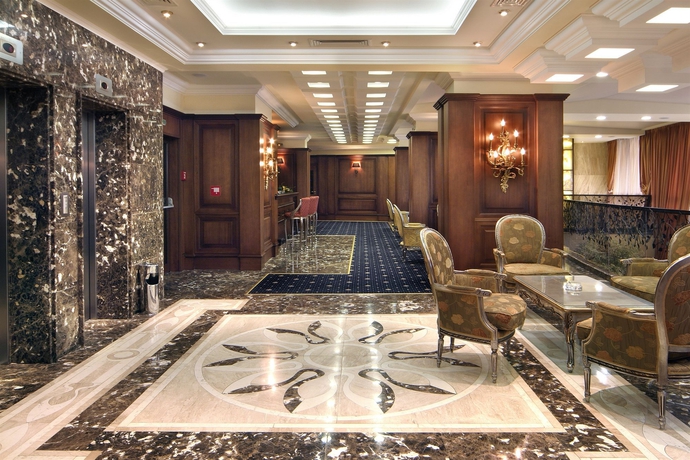 Imagen de los interiores del Hotel Mercure Sofia City. Foto 12