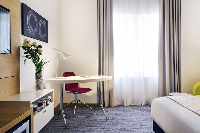 Imagen de la habitación del Hotel Mercure Sohar. Foto 3