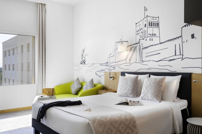 Imagen de la habitación del Hotel Mercure Sohar. Foto 6