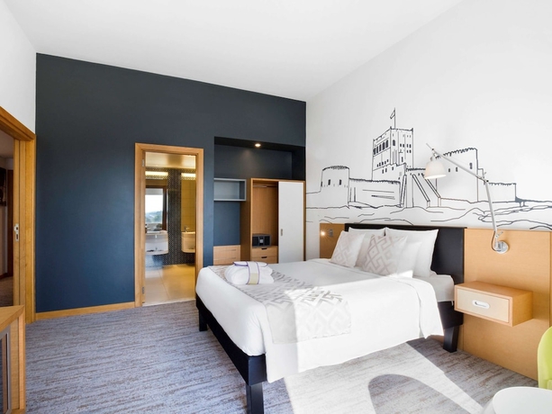 Imagen de la habitación del Hotel Mercure Sohar. Foto 12