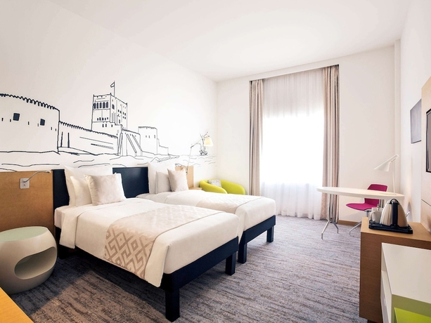 Imagen de la habitación del Hotel Mercure Sohar. Foto 13