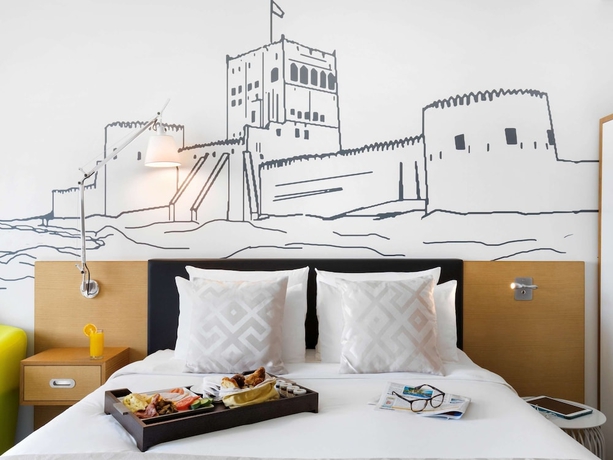 Imagen de la habitación del Hotel Mercure Sohar. Foto 15