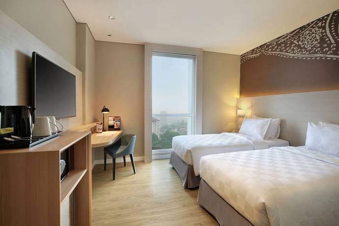 Imagen de la habitación del Hotel Mercure Solo. Foto 2