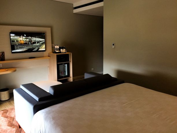 Imagen de la habitación del Hotel Mercure Solo. Foto 7