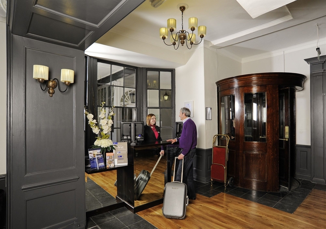 Imagen de los interiores del Hotel Mercure Southampton Centre Dolphin. Foto 14